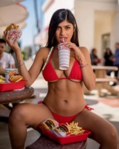 miakhalifa (20)