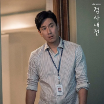 Lee Sun-kyun (25)