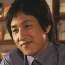 Lee Sun-kyun (34)