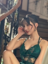 Karen Yuzuriha (20)