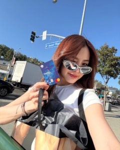 Jiravechsoontornkul 32